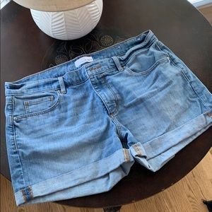 Loft roll up denim shorts. Size 10/30.